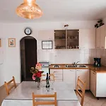 With A Parking Space - 15734 Daire *