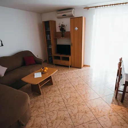 With A Parking Space - 15734 Apartmán Vodice