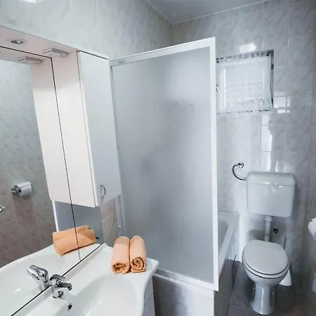 With A Parking Space - 15734