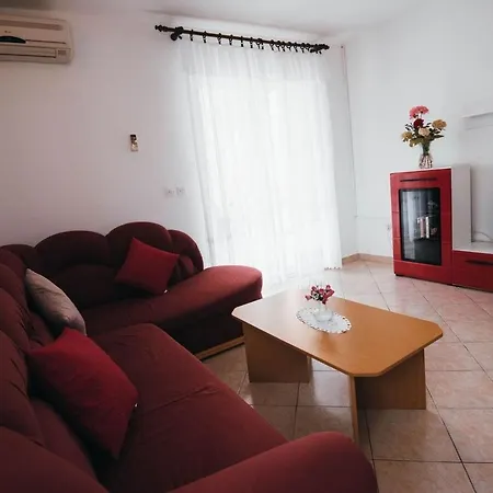 With A Parking Space - 15734 Apartman Vodice