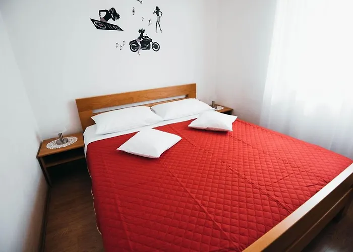 Appartamento With A Parking Space - 15734