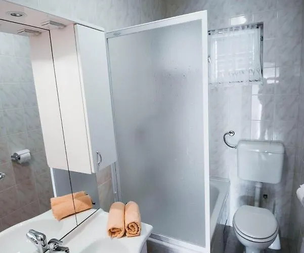 With A Parking Space - 15734