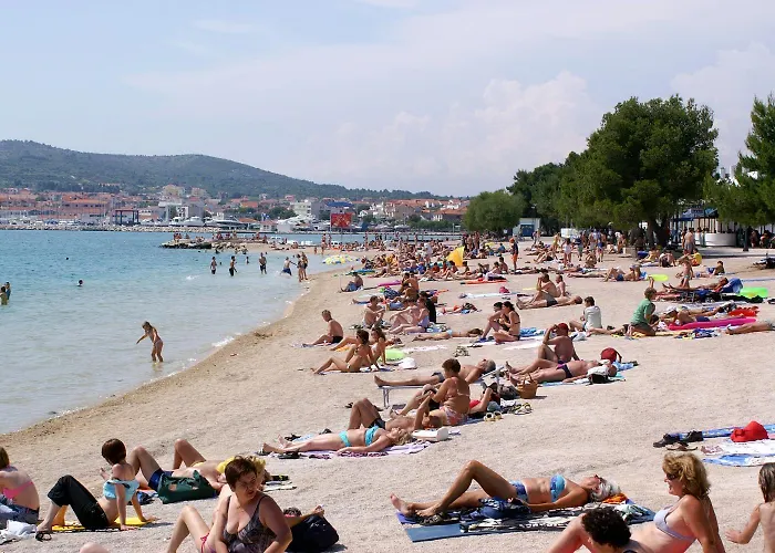 With A Parking Space - 15734